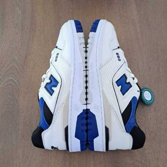 New Balance 550 - Color: Sea Salt/Team Royal - Size: Men 9 - Picture 5 of 9